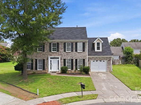4502 Tabcat Ct, Charlotte, NC 28273