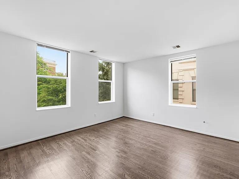 2611 Adams Mill Rd NW — Photo 12