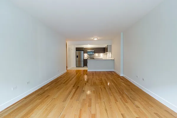 Rented by Stonehenge NYC LLC | media 4