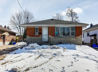 427 Woodcrest Ave #BASEMENT, Oshawa, ON L1J2T5