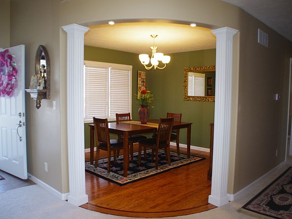 3rd image of 707 11th Avenue Pl