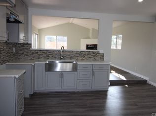 1704 W 166th St, Compton, CA 90220