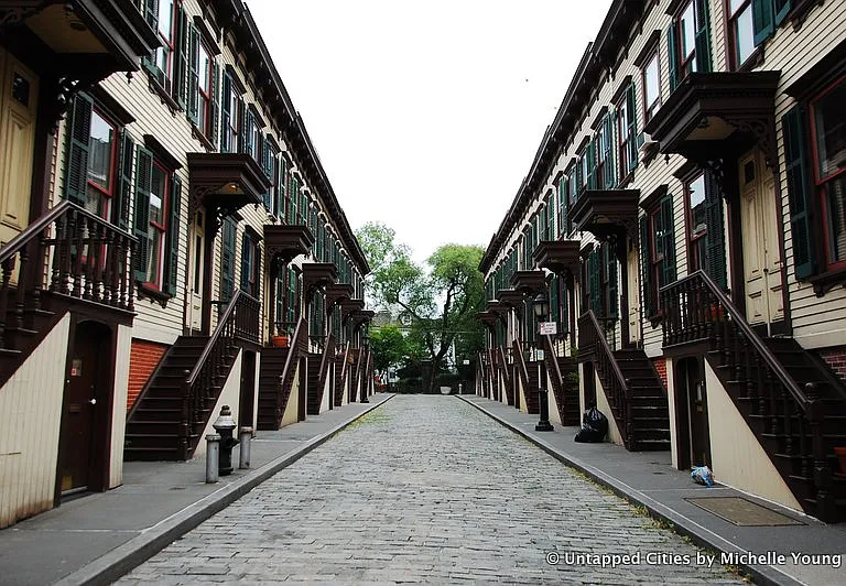 12 Sylvan Ter — Photo 1