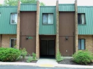 1608 Meadowview Ln #1608, Mont Clare, PA 19453
