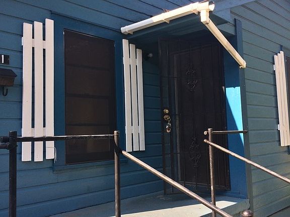 2nd image of 3441 Catherine St