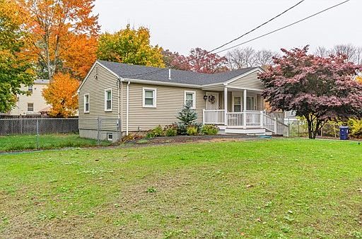 2nd image of 28 Dell Dr