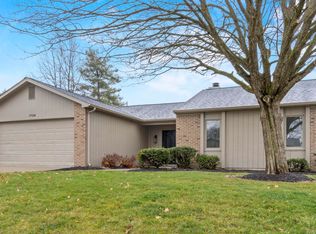 1729 Bardsey Ln, Fort Wayne, IN 46804
