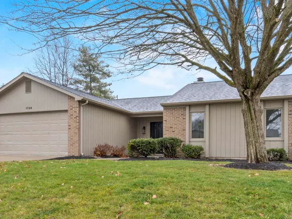 1729 Bardsey Ln, Fort Wayne, IN 46804