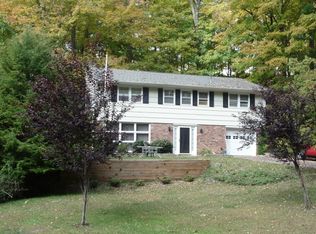935 Ridge Rd, Newton, NJ 07860