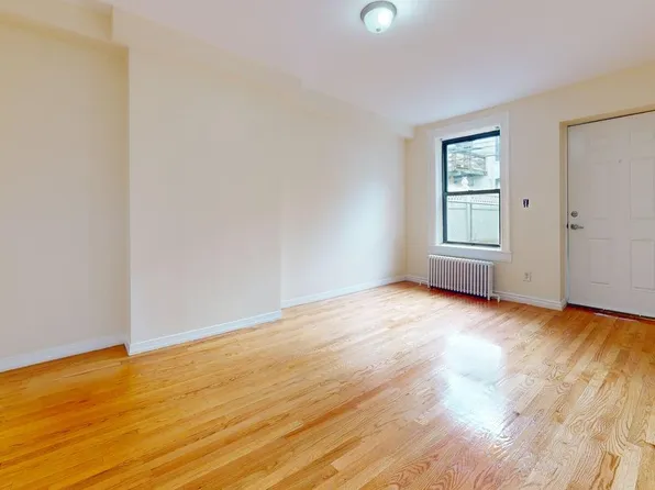 418 73rd Street image 14 of 22