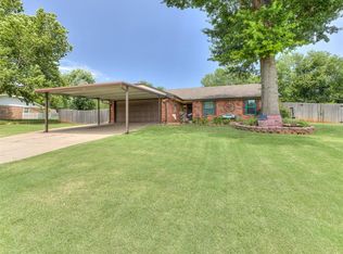 5916 SW Morgan Dr, Guthrie, OK 73044