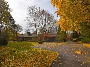 32625 Redfern St, Franklin, MI 48025