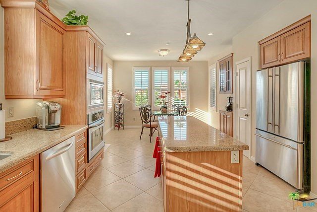 Large Luxury Kitchen