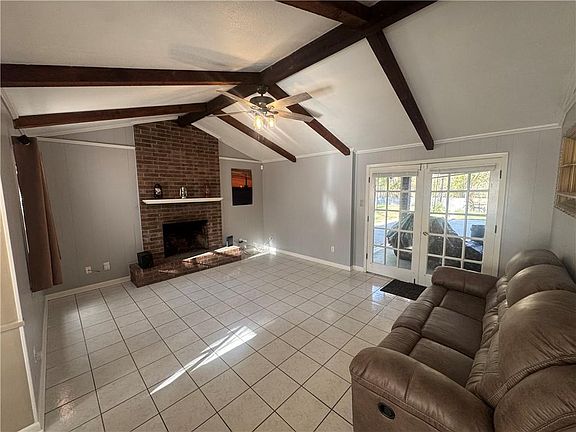 5th image of 304 Greer Rd