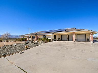 7027 Poppy Blvd California City Ca 93505 Zillow
