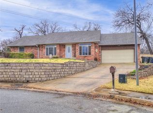 801 Dover Dr, Edmond, OK 73034