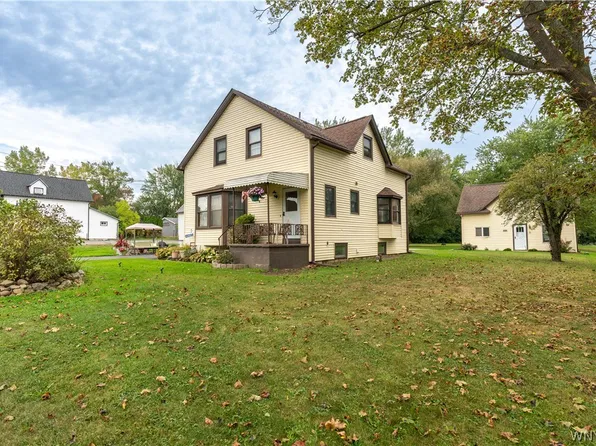 4500 Camp Rd, Hamburg, NY 14075
