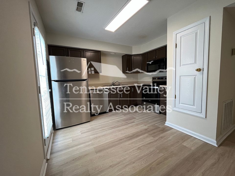 1st image of 4709 Scepter Way