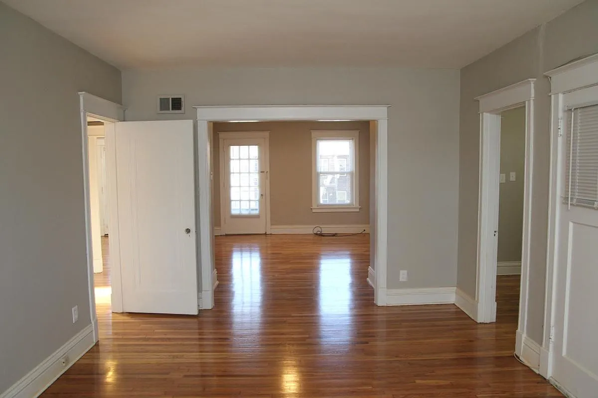 3 bed, $1,495 — Photo 3