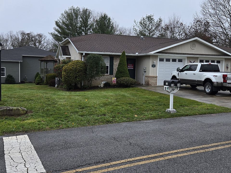 1st image of 13 Gardens View Dr