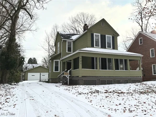 1597 Crest Rd, Cleveland Heights, OH 44121