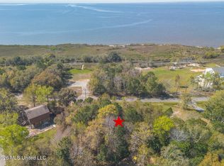 Seacliff Blvd, Ocean Springs, MS 39564