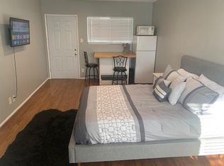 649 E Regent St, Inglewood, CA 90301