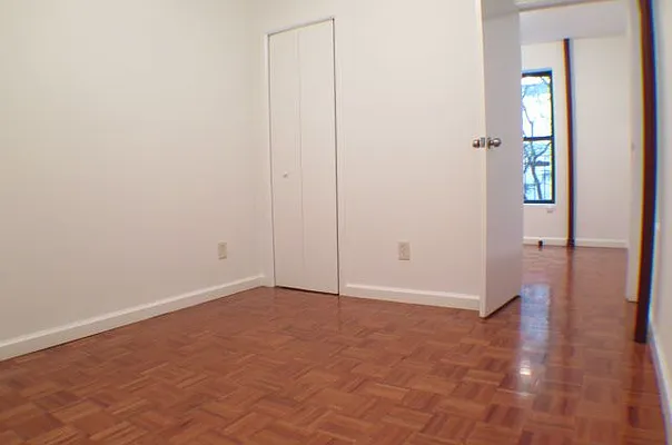 Rented by Glasser Realty LLC | media 18