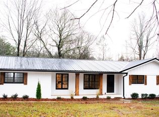 2419 Coppermine Rd, Temple, GA 30179