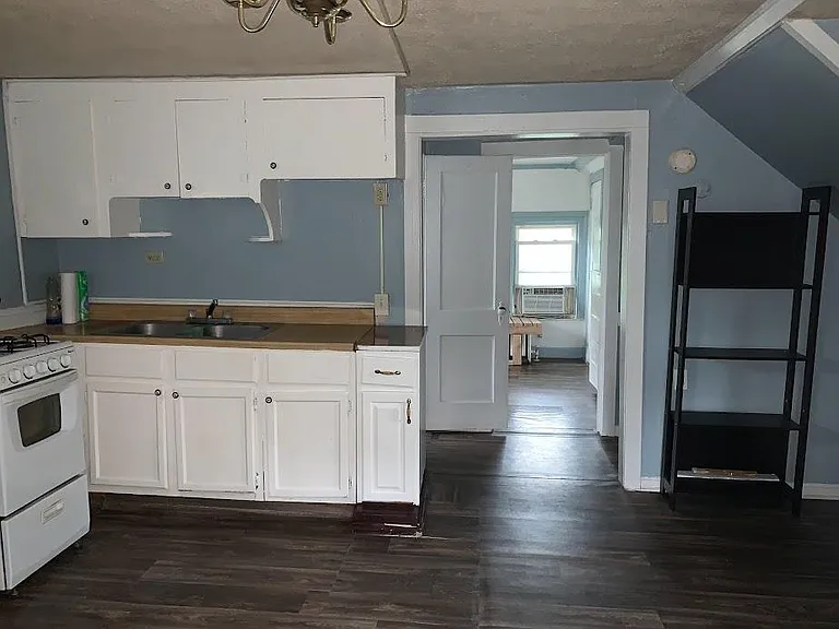 263 E Bridge St #2 — Photo 7