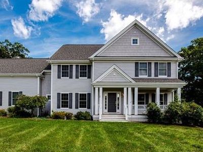 21 Plum Hl, East Lyme, CT, 06333