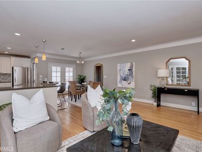 3615 Olive Ave, Long Beach, CA, 90807