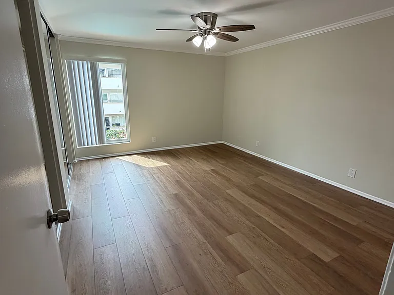 Laguna del Rey Apartments — Photo 71