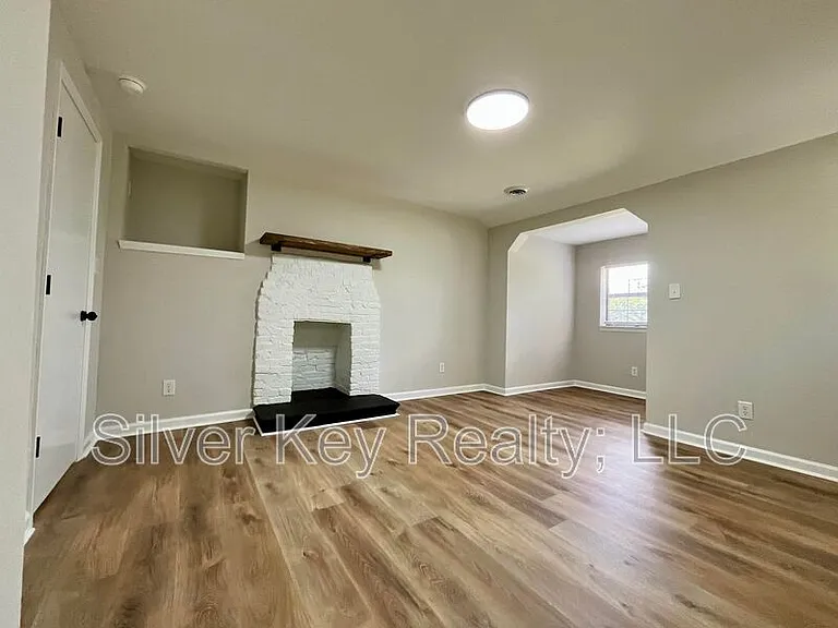 1719 Reed Rd — Photo 24