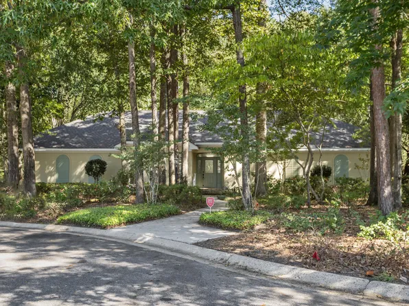 111 Natalie Ln, Hattiesburg, MS 39402