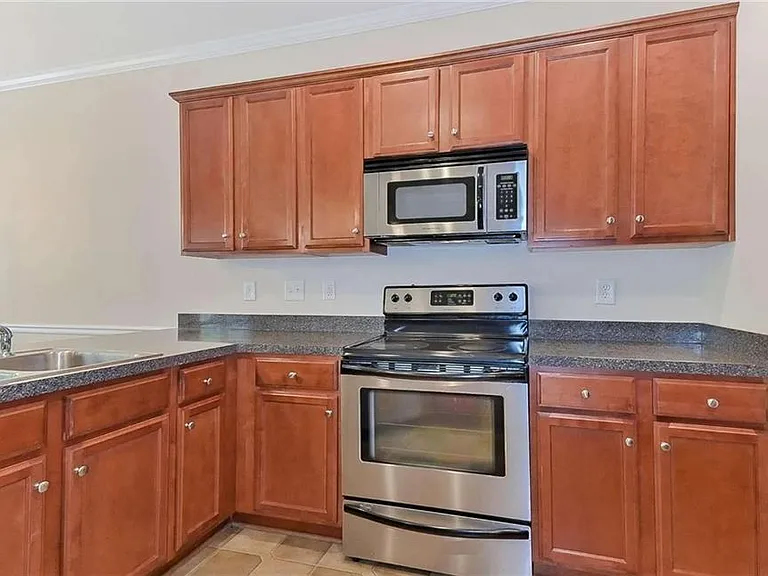 143 Linton Dr — Photo 9
