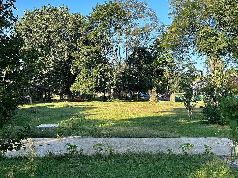 2nd image of 21 Orange St
