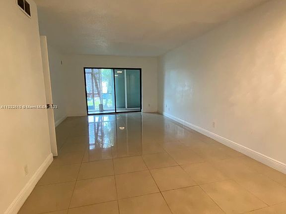 2nd image of 3111 Oakland Shores Dr APT 103