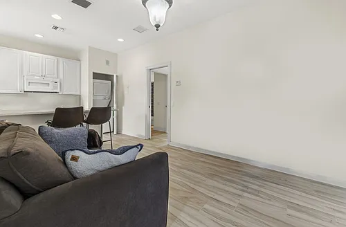 106 Bonaire Ln Photo 1