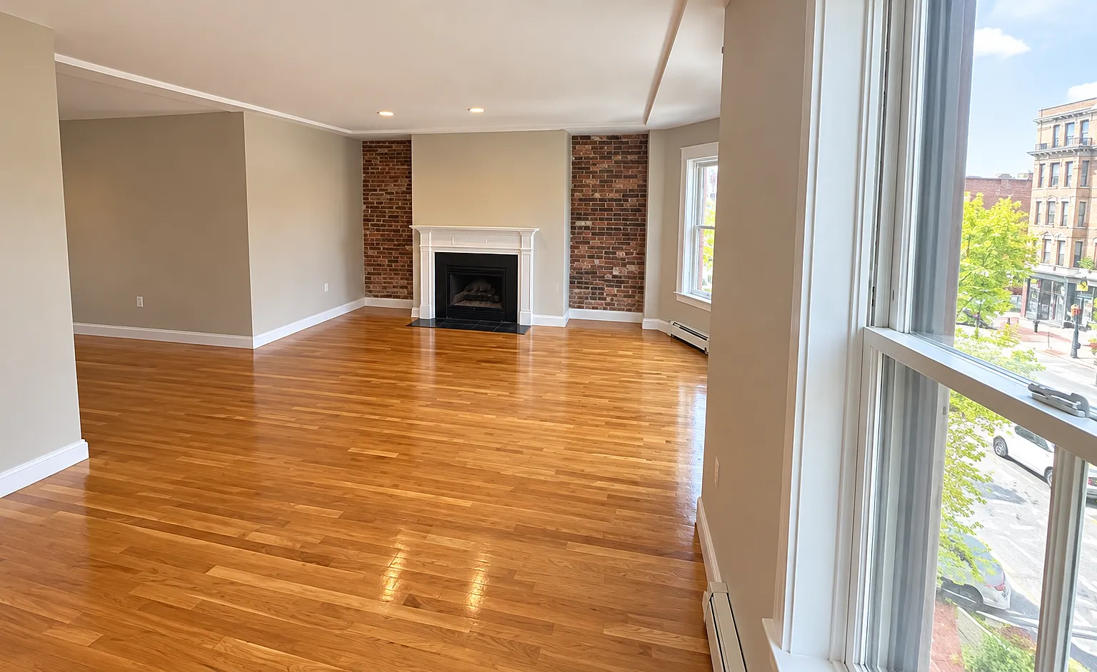 2 bed, $3,950 — Photo 4