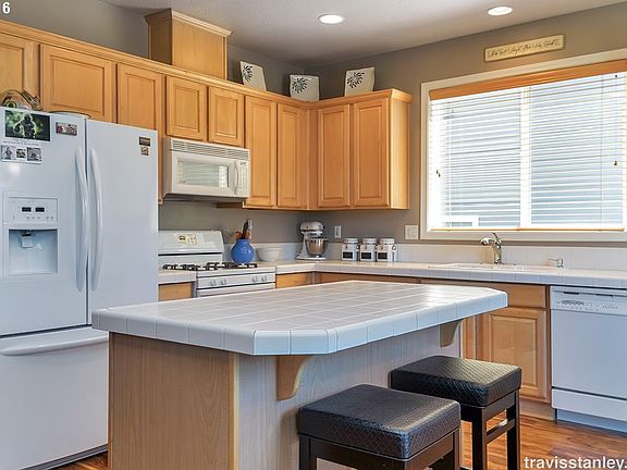 3rd image of 23819 SW Heron Lakes Dr