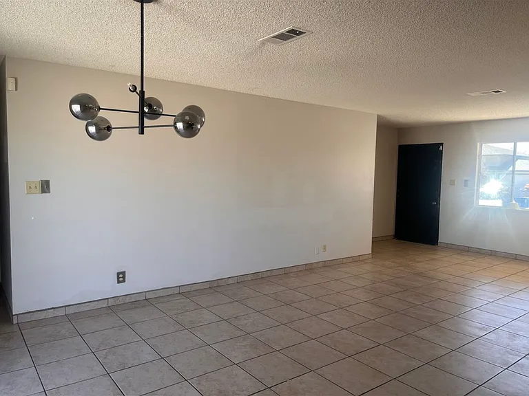 7016 Hurricane Way — Photo 13