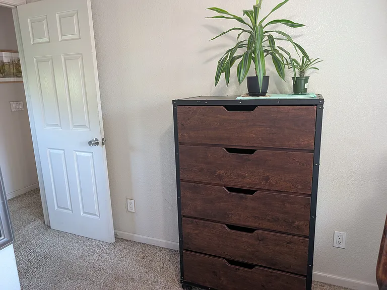 5 Drawer Dresser