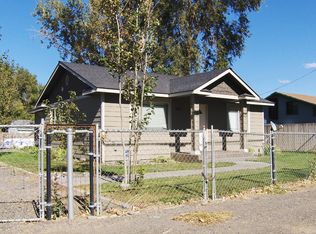 1013 Ahtanum Rd, Yakima, WA 98903