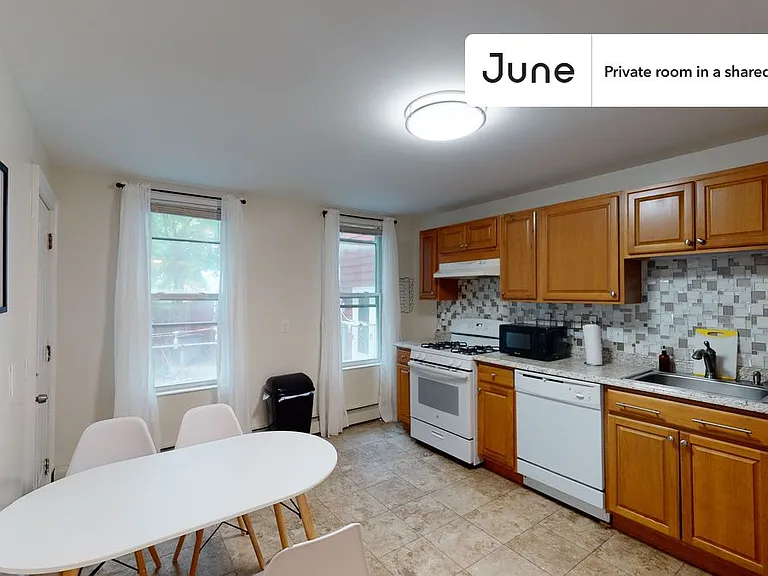 17 Berkshire St #A — Photo 7
