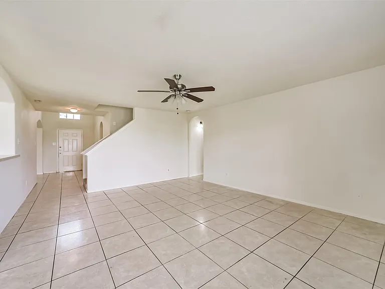 7102 Calix Ln — Photo 13