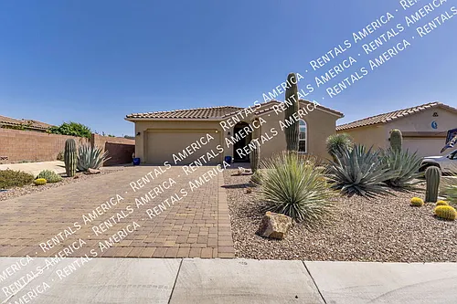 7631 W Laurel Ln Photo 1