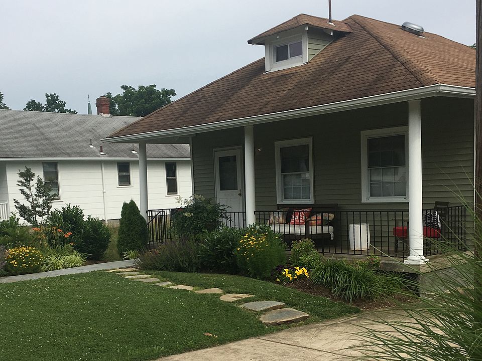 2nd image of 3616 9th St S