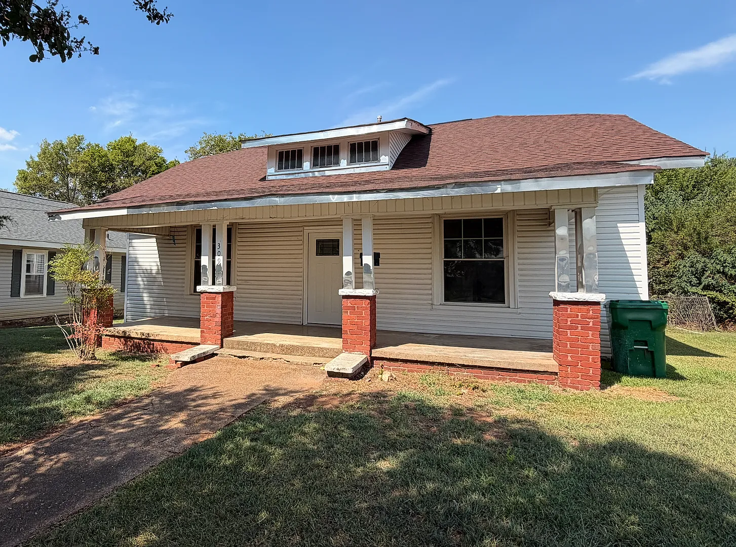 2 bed 1 bath home in Tuscumbia — Photo 1