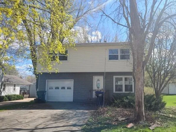 207 West Deerfield STREET, Deerfield, WI 53531